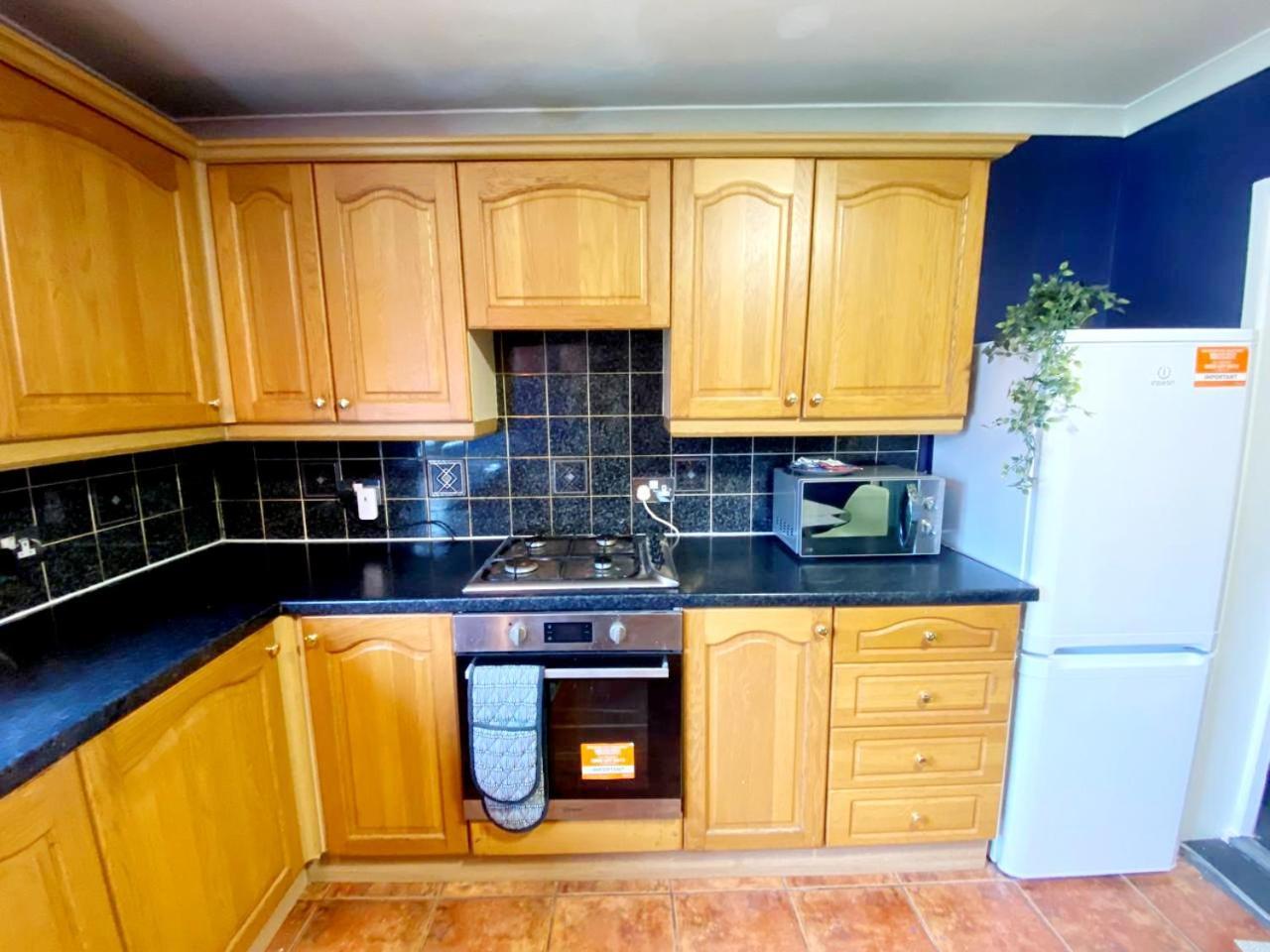 Evo A - Gravesend 1 Bedroom Apartment Bagian luar foto